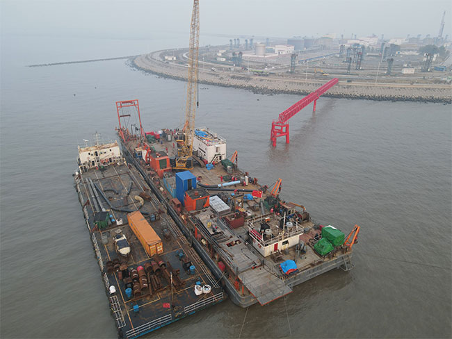 Congratulations on Jidong Nanpu 1-29 Gas Storage Pilot Test Ground Engineering Injection Acquisition and Gathering Pipeline Project Lay Barge Construction Project Completion