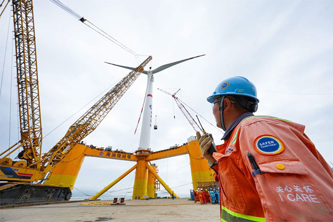 China achieves new milestone in wind power platform