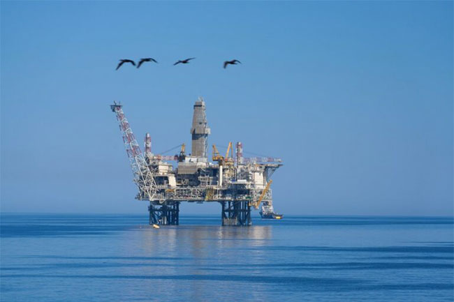 First oil still on track as BP spuds production well from brand-new platform off Azerbaijan