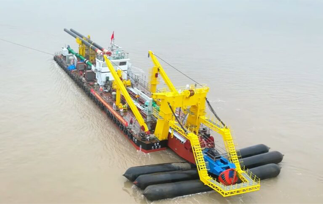 BREAKING NEWS: World’s largest electric dredger begins pilot project in Beijing